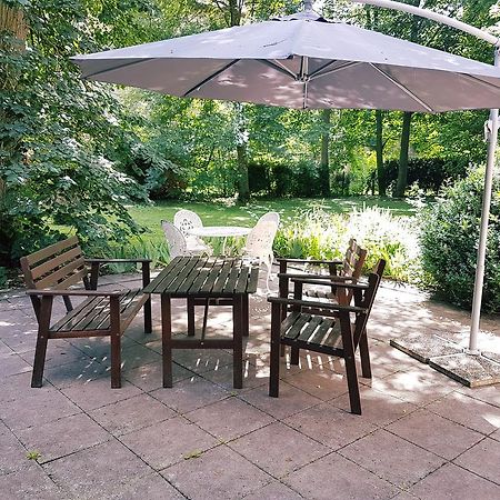 Chateau Mesny Gite Au Fil Des Pages Vic-sur-Seille Ngoại thất bức ảnh