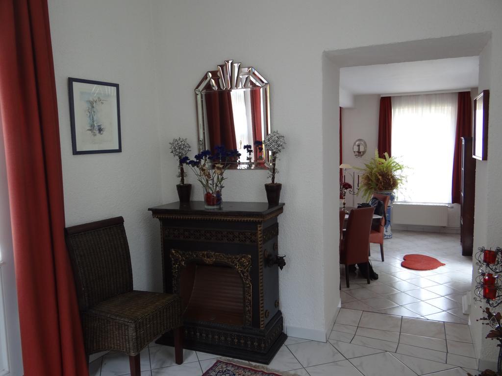Chateau Mesny Gite Au Fil Des Pages Vic-sur-Seille Ngoại thất bức ảnh