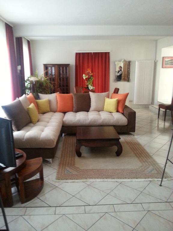 Chateau Mesny Gite Au Fil Des Pages Vic-sur-Seille Ngoại thất bức ảnh