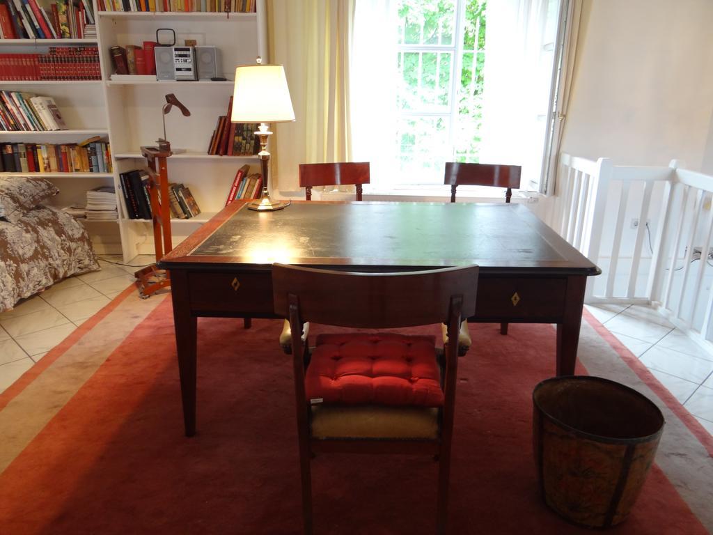 Chateau Mesny Gite Au Fil Des Pages Vic-sur-Seille Ngoại thất bức ảnh