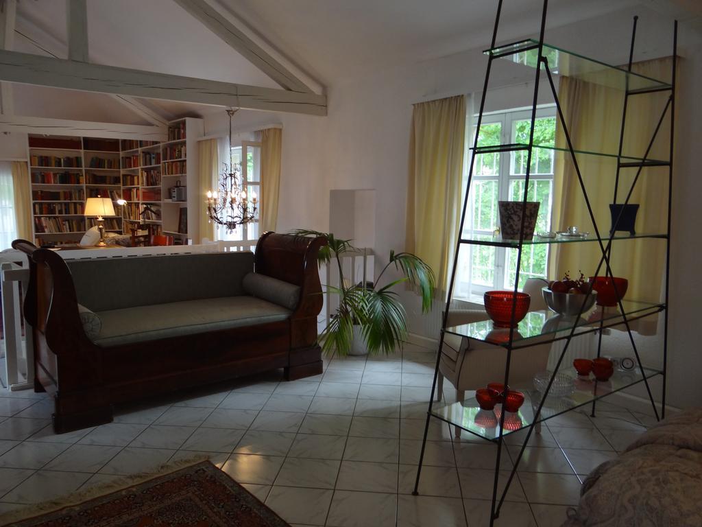 Chateau Mesny Gite Au Fil Des Pages Vic-sur-Seille Ngoại thất bức ảnh