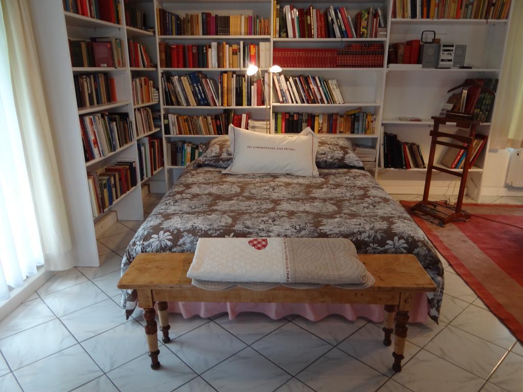 Chateau Mesny Gite Au Fil Des Pages Vic-sur-Seille Ngoại thất bức ảnh