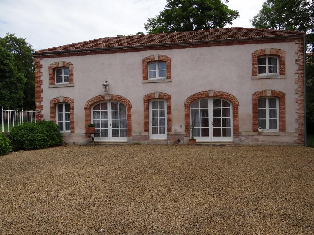 Chateau Mesny Gite Au Fil Des Pages Vic-sur-Seille Ngoại thất bức ảnh