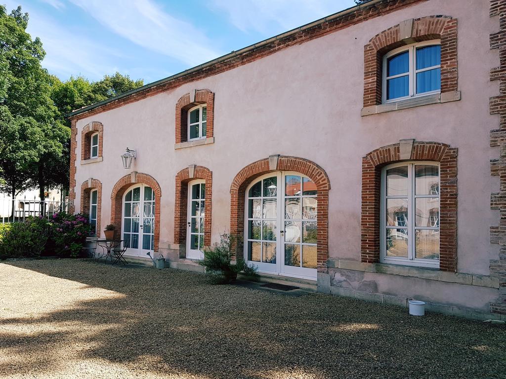 Chateau Mesny Gite Au Fil Des Pages Vic-sur-Seille Ngoại thất bức ảnh